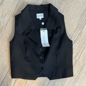 Sndys vest NWT